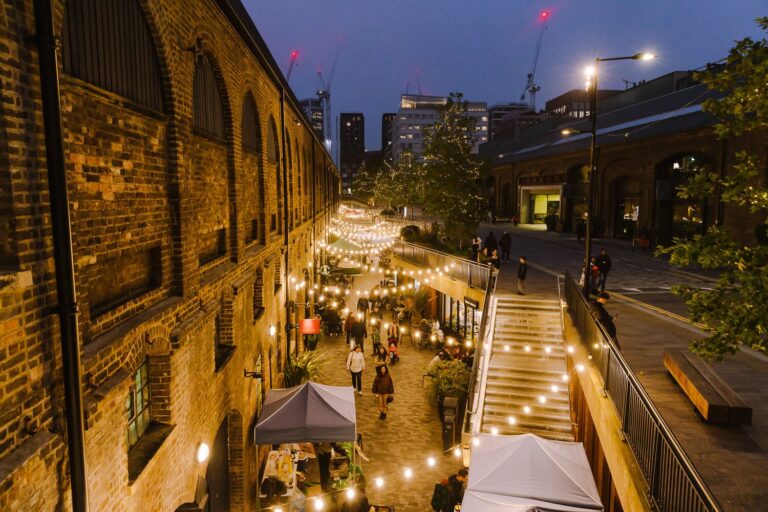 10 Best London Christmas Markets To Visit In 2022 | Anywhere We Roam