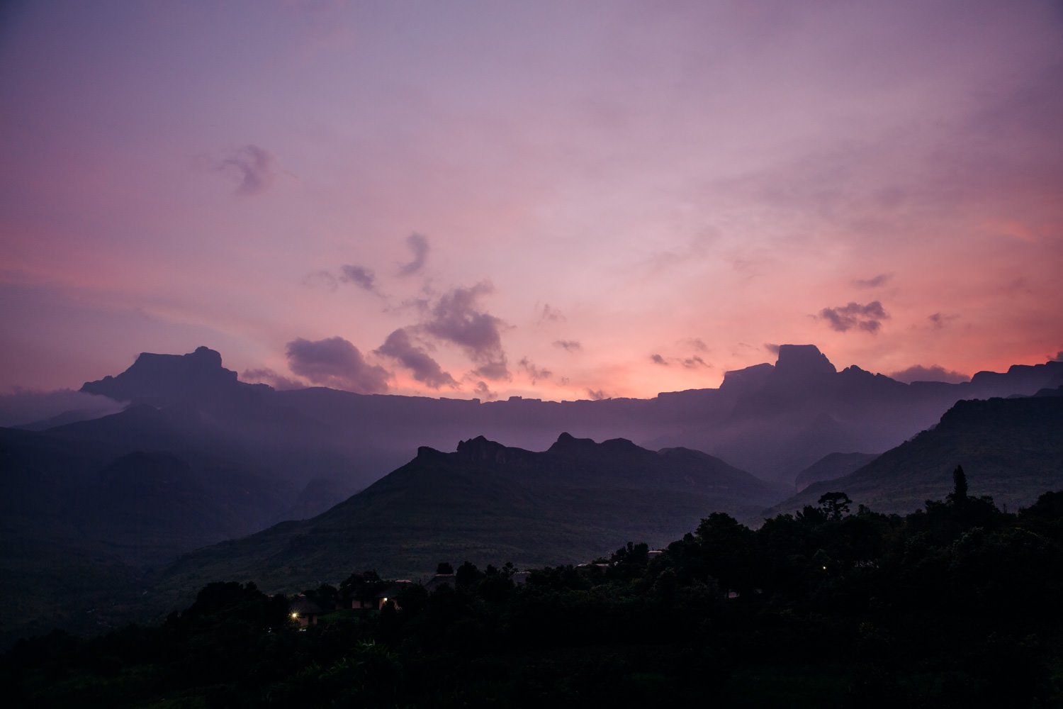 10 Best Things To Do In The Drakensberg Mountains | Anywhere We Roam