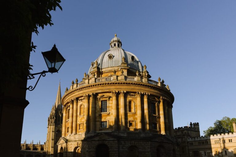 Complete Oxford Day Trip Itinerary (2022) | Anywhere We Roam