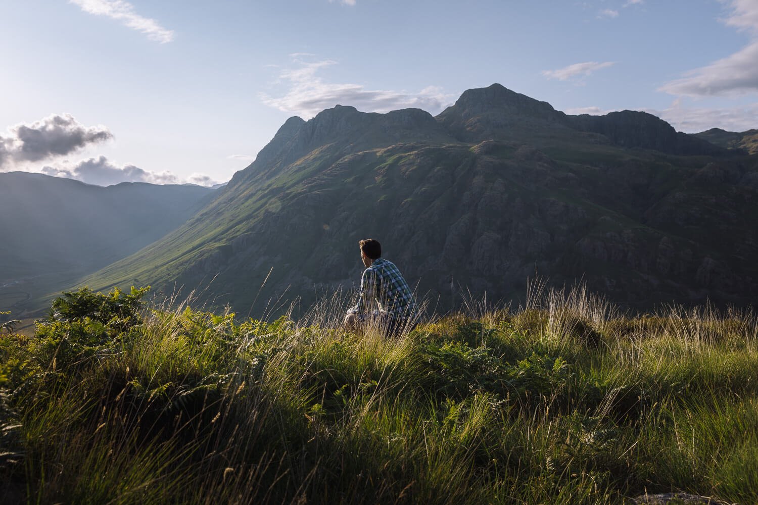 A Complete Guide To Great Langdale & The Langdale Pikes | Anywhere We Roam